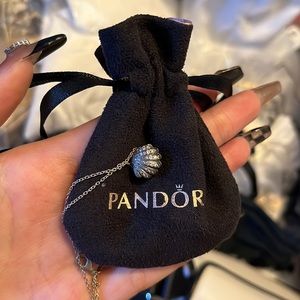 Pandora shell necklace